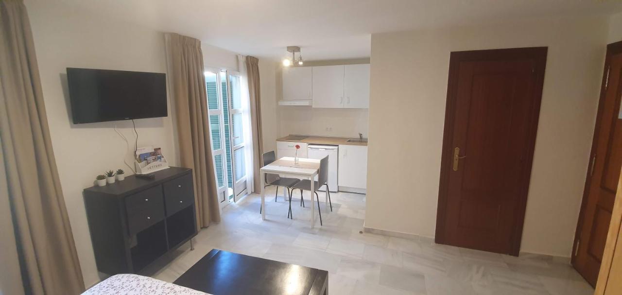 Fan Flat Carreteria Apartment Malaga Luaran gambar