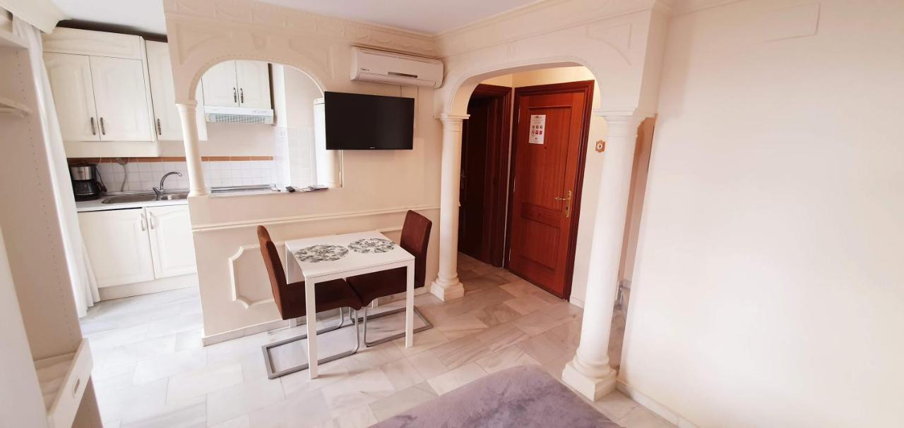 Fan Flat Carreteria Apartment Malaga Luaran gambar